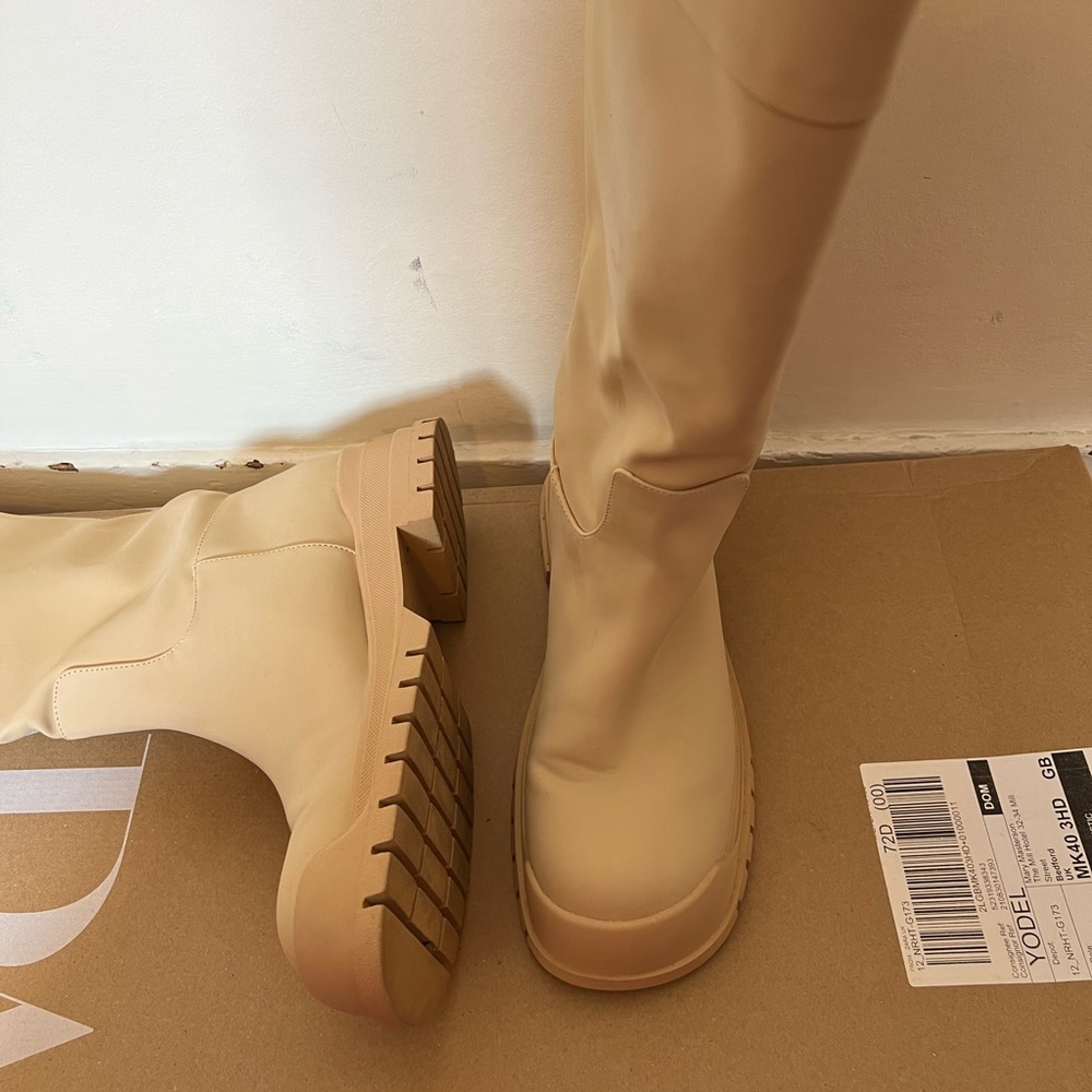 Zara beige knee high utility boots uk7 - Picture 4 of 4